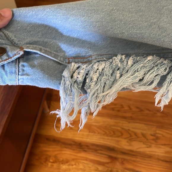 Taxi Cropped Jean Jacket With Fringe and Distressing - Picture 9 of 11